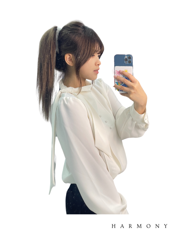 New ribbon-tie blouse for office look