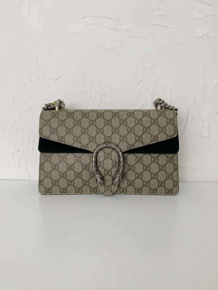 Gucci Dionysus GG Supreme Shoulder Bag